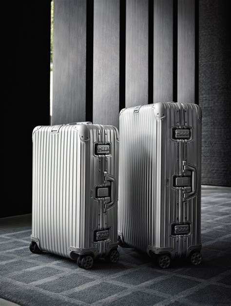 rimowa suitcase company